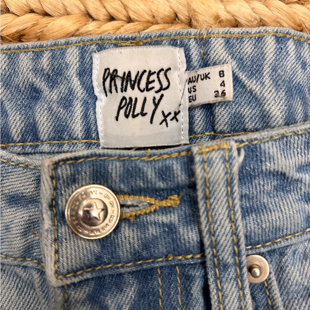 Princess Polly Light wash distressed jean - Picture 4 of 4